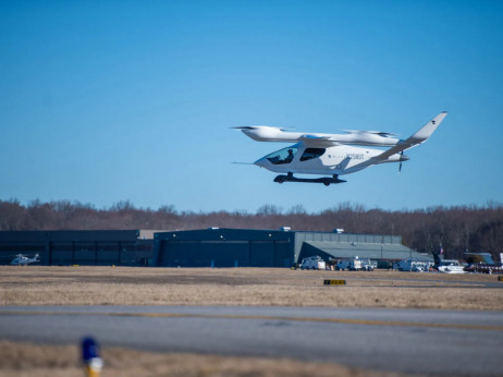 Proizvođač električnih zrakoplova prikupio milijardu dolara putem IPO-a