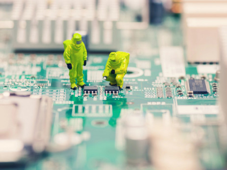 Решен големиот интернет-застој низ светот, погодени беа и македонски веб-страници