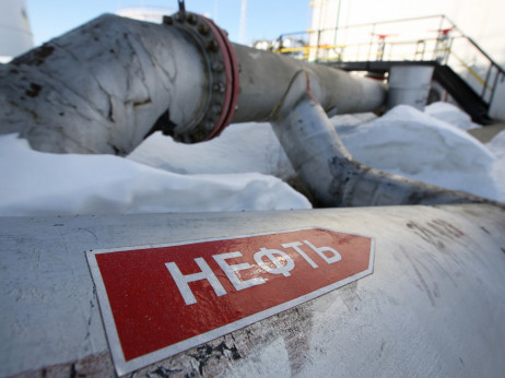 Dok Hormuz gori, Rusija profitira – sankcije gube smisao