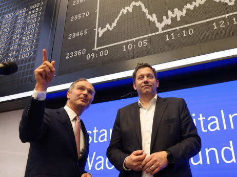 Europske burze prkose prognozama - Stoxx 600 drži korak s američkim tržištem