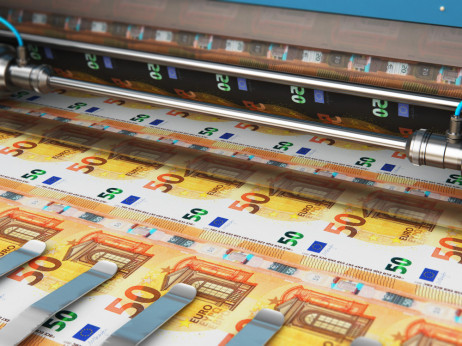 Rast eura je najnoviji rizik za inflacijske prognoze ECB-a