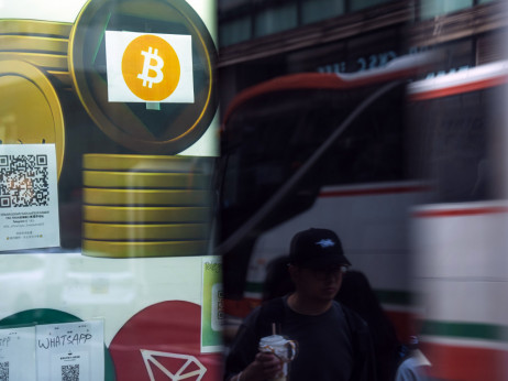 Bitcoin pada ispod 90.000 dolara - srušio ga Fed?