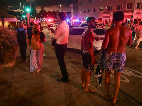 Ахмед, човекот херој од Сиднеј што го разоружи напаѓачот, доби пофалби од Трамп и Акман