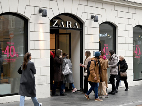 Zašto nas blagdani svake godine natjeraju da trošimo više no što imamo?