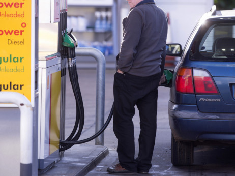 EU odustaje od potpune zabrane prodaje benzinskih i dizelskih auta od 2035.