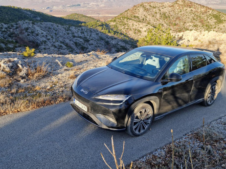 Električni automobili prvi put pretekli benzince na razini EU, Hrvatska i dalje ispod prosjeka