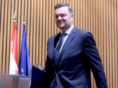 Iduće godine četiri milijarde eura državnih obveznica. I nešto trezorskih zapisa