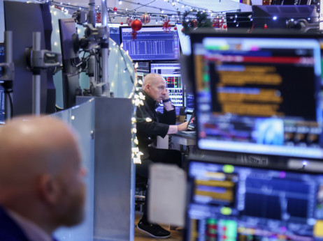 Brutalna godina za menadžere aktivnih fondova uz egzodus od čak bilijun dolara