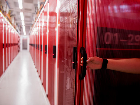 SAD razmatra korištenje vojnih nuklearnih reaktora za rastuće potrebe podatkovnih centara