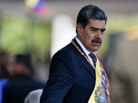Maduro uhvaćen i optužen nakon američkog napada na Venezuelu