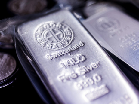 Srebro je doseglo rekordnu razinu uslijed rasta plemenitih metala