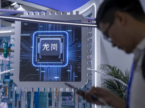 Od Mete do Samsunga: Tehnološki divovi posežu dublje u džepove za AI