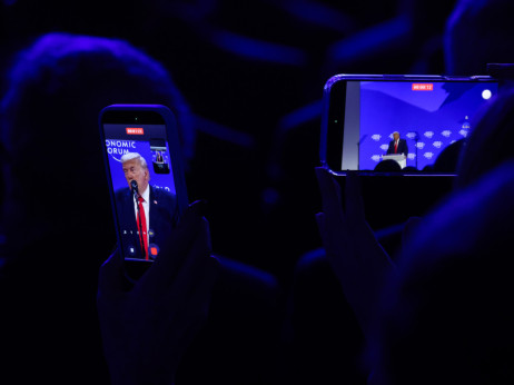 Trump divlja, Mercosur pada, a Slatinska banka dijeli dividendu. E da, i Hrvati žive bolje nego ikad.