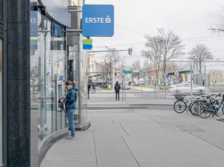 Analitičari Erste grupe promijenili preporuke za Ericsson NT i redovne dionice Adrisa