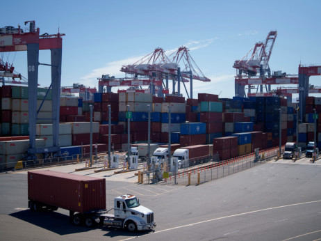 Američki trgovinski manjak s Kinom najniži u više od 20 godina