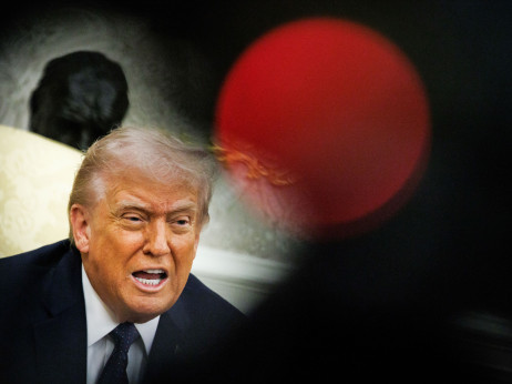 Trump u besu preti Španiji i Velikoj Britaniji