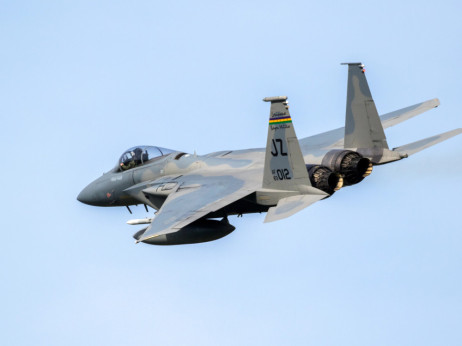 SAD pojačava napade na Iran, cijene nafte rastu