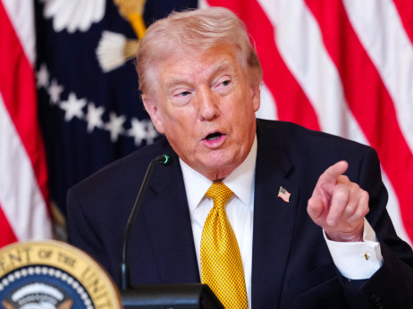 Трамп ги нарече сојузниците од НАТО кукавици