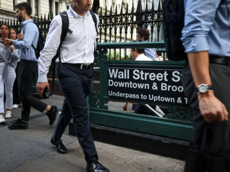 Nova domina zasebnega dolga? Blue Owl omejil izplačila iz zasebnih skladov