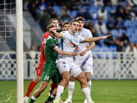 Nogomet u ratu: Rusiju vraćaju, Ukrajina i dalje igra uz atomska skloništa