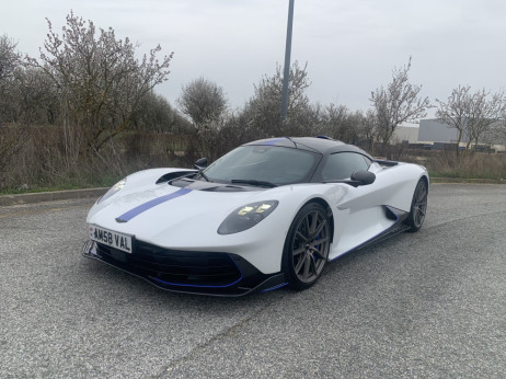 Za volanom milijunskog Aston Martina: superauto za 'obične' vozače