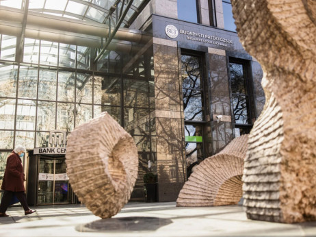 Pad od 50 posto vrijednosti ključne mađarske dionice signalizira probleme za Orbana