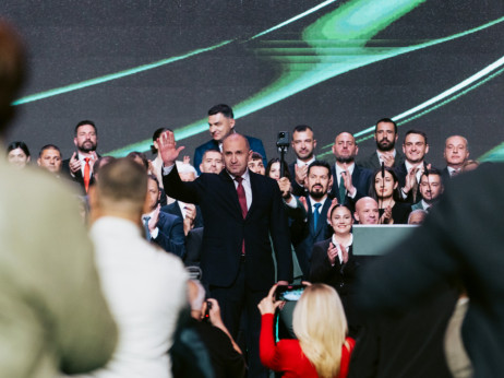 Избори во Бугарија: Радев, симпатизерот на Москва, во предност