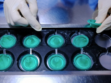 Rat s Iranom povećao troškove energije, hrane, a sada i kondoma