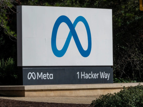 Meta želi napajati podatkovne centre energijom odaslanom iz svemira