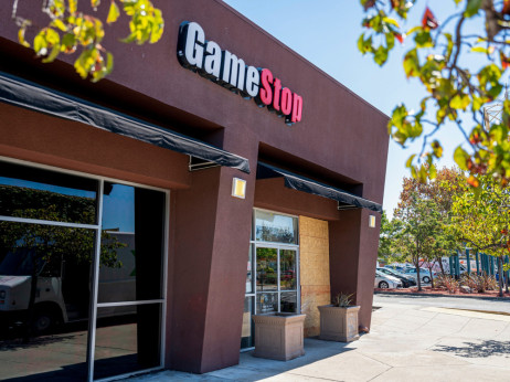 GameStop želi preuzeti eBay za 56 milijardi dolara