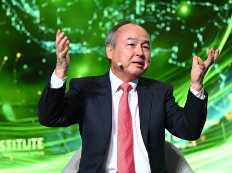 SoftBank planira uložiti milijarde u projekt podatkovnog centra u Francuskoj