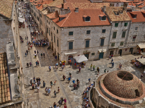 Krvna slika domaćeg gospodarstva - BDP usporava, inflacija jača