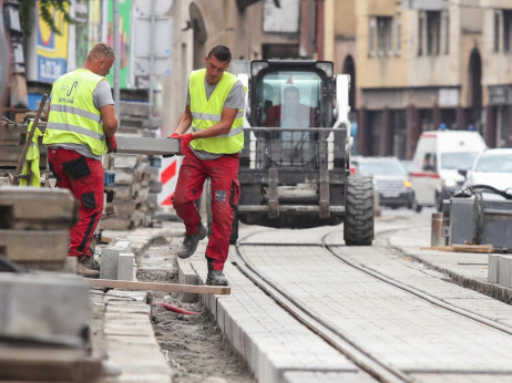 Stručnjaci: U čak tri petine javnih radova probijaju se troškovi, u četiri petine i rokovi