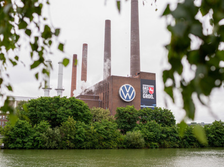 Sindikati pojačavaju pritisak na upravu Volkswagena uoči sastanaka zaposlenika