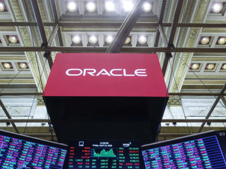 Oracle riskira zaostajanje u utrci za AI dok ga pritišće golema potrošnja