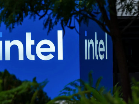 Intelu je potrebno više od senzacionalne dobiti dok uzlet dionica čipova posustaje