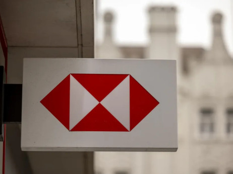 Dionice HSBC-a pale su za više od šest posto nakon što je kvartalna dobit podbacila