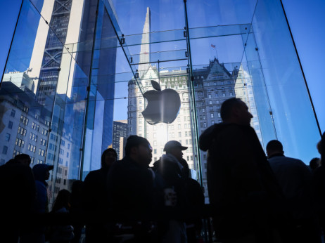 Apple izgurao Nvidiju s trona i opet postao najvrjednija tvrtka na svijetu